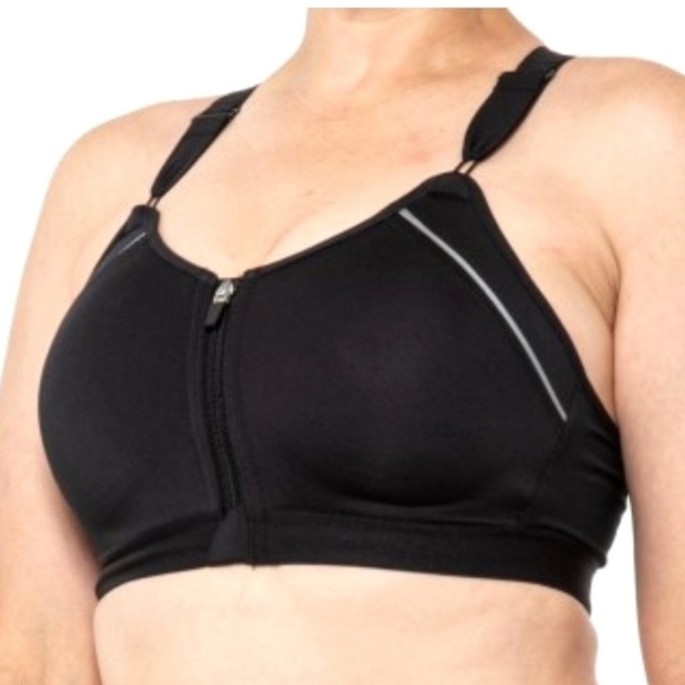 Layer 8 black racerback keyhole compression front zip up sport bra medium